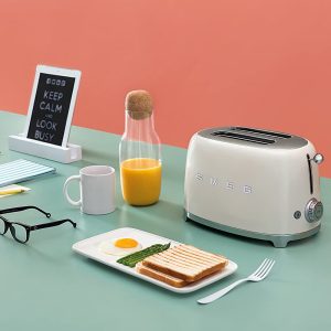 Máy Nướng Bánh Mỳ Smeg TSF01CREU Cream