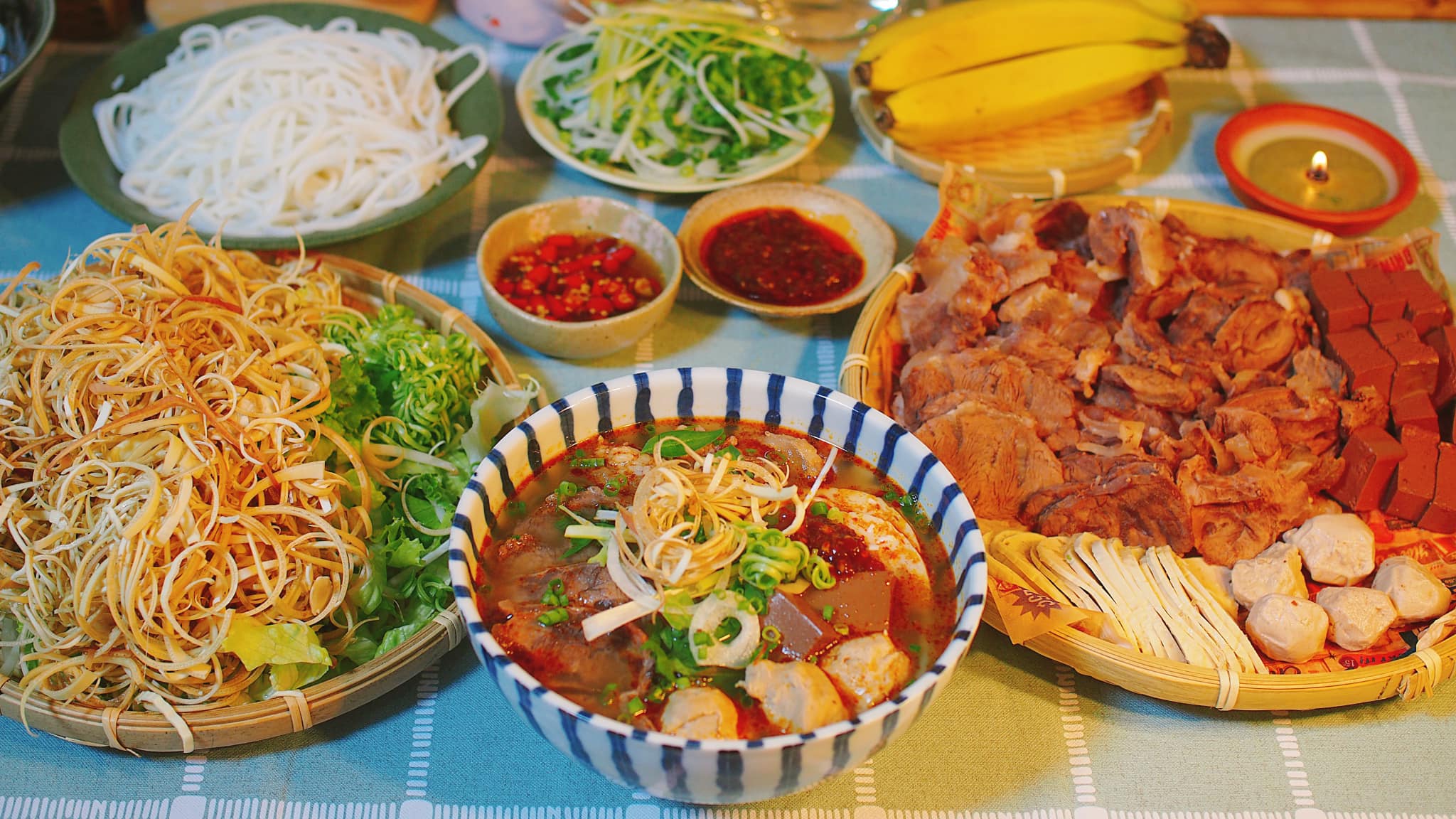 cách nấu bún bò huế