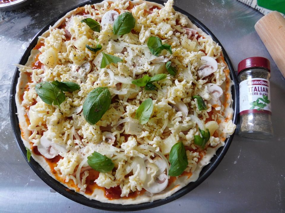 Cách tự làm pizza tại nhà